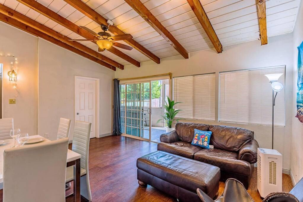 12-Guest 4-Br Spacious Home With Large Backyard, 4-Car Parking ซานดิเอโก ภายนอก รูปภาพ